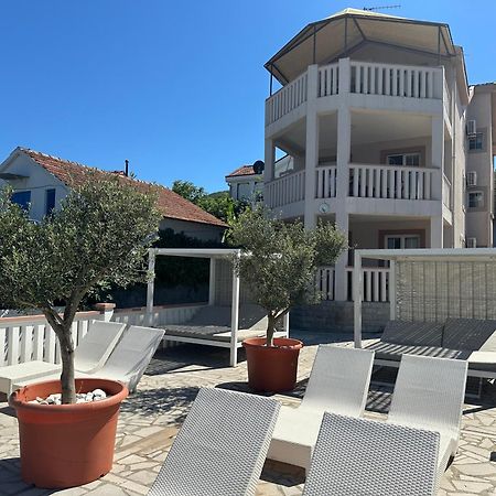 Apartments Kovinic ティヴァト エクステリア 写真