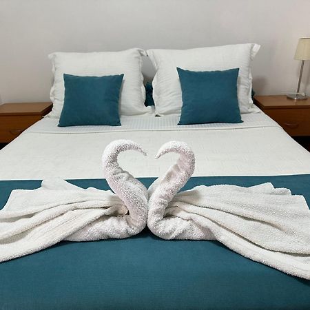 Apartments Kovinic ティヴァト エクステリア 写真
